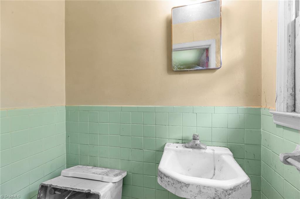 5122 Yukon Road Walkertown, NC 27051 - Photo 16 of 30 Gallery Image 16