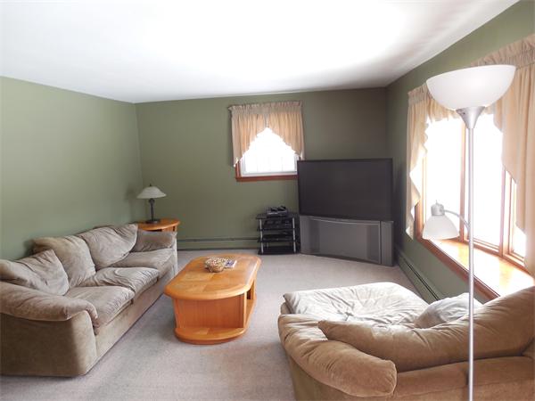 38 Airport Road Dudley, MA 01571 - Photo 8 of 24 Gallery Image 8