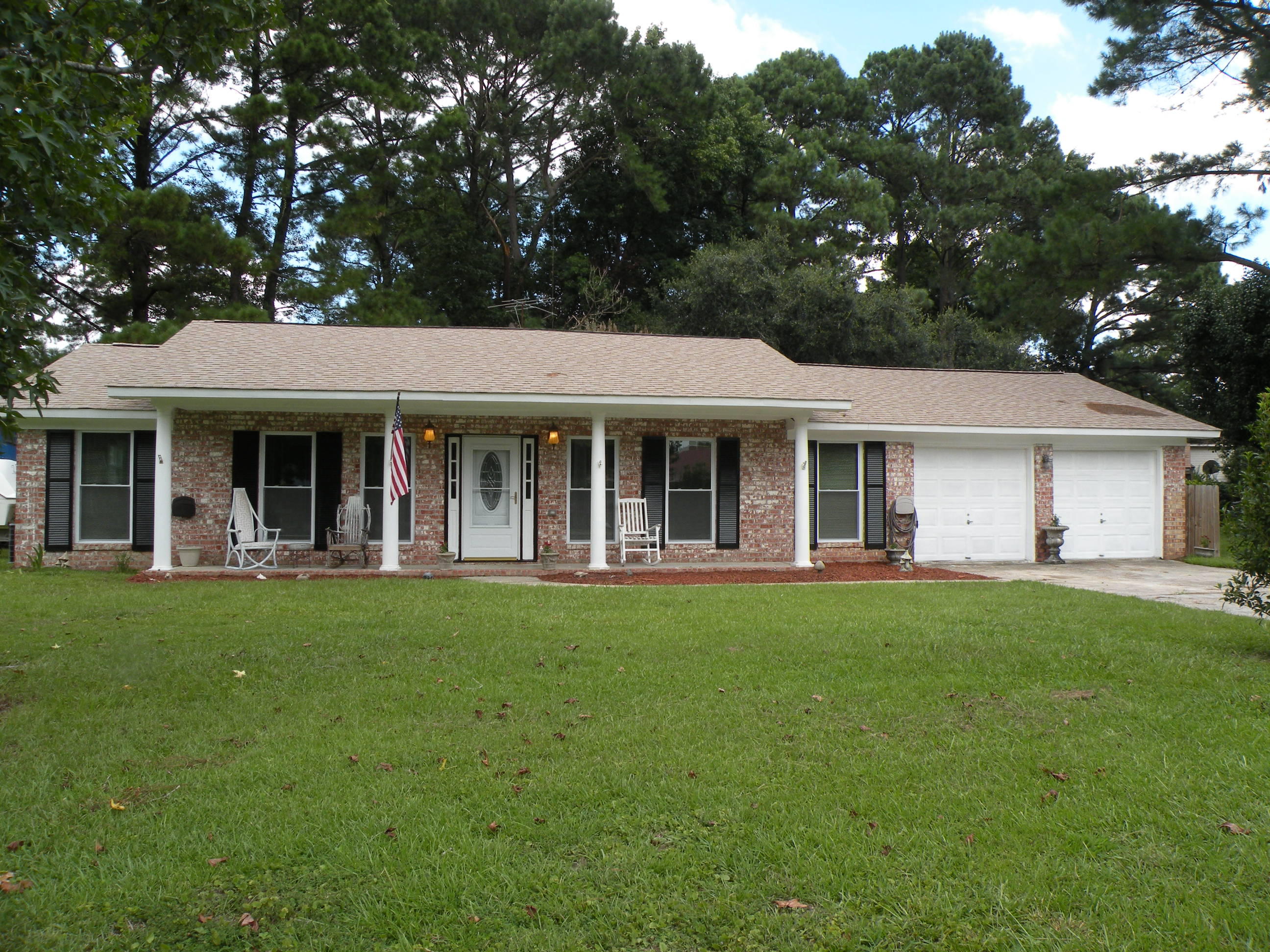 2062 Dogwood Road Charleston, SC 29414 - Photo 1 of 27 DSCN9842