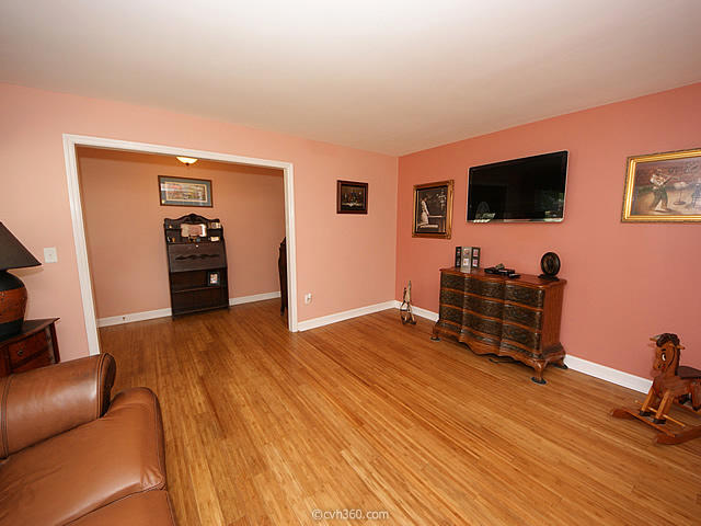 2062 Dogwood Road Charleston, SC 29414 - Photo 3 of 27 04