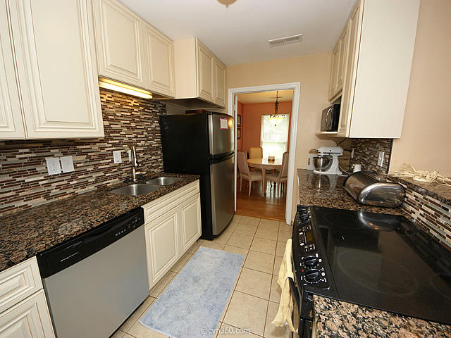 2062 Dogwood Road Charleston, SC 29414 - Photo 5 of 27 08