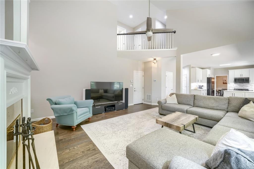 1275 Compass Pointe Crossing Alpharetta, GA 30005 - Photo 12 of 29