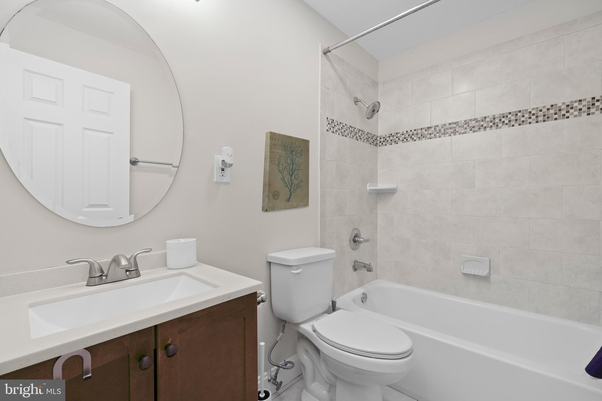 1400 34th Street Southeast Washington, DC 20020 - Photo 9 of 37 Hall Bathroom