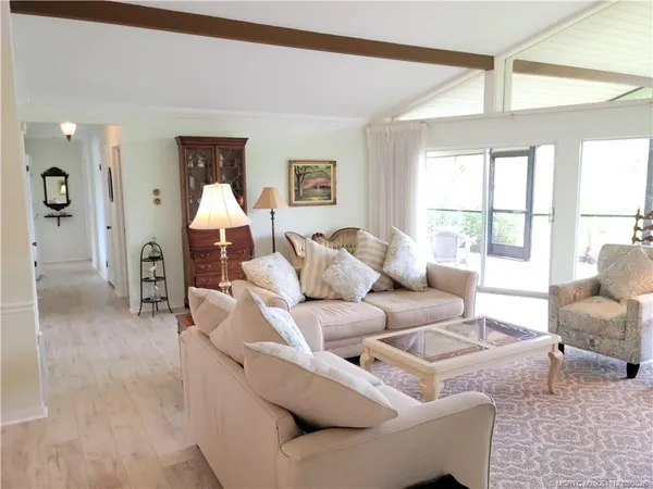 $3,000 | 3543 Southeast Fairway East, Stuart, FL 34997