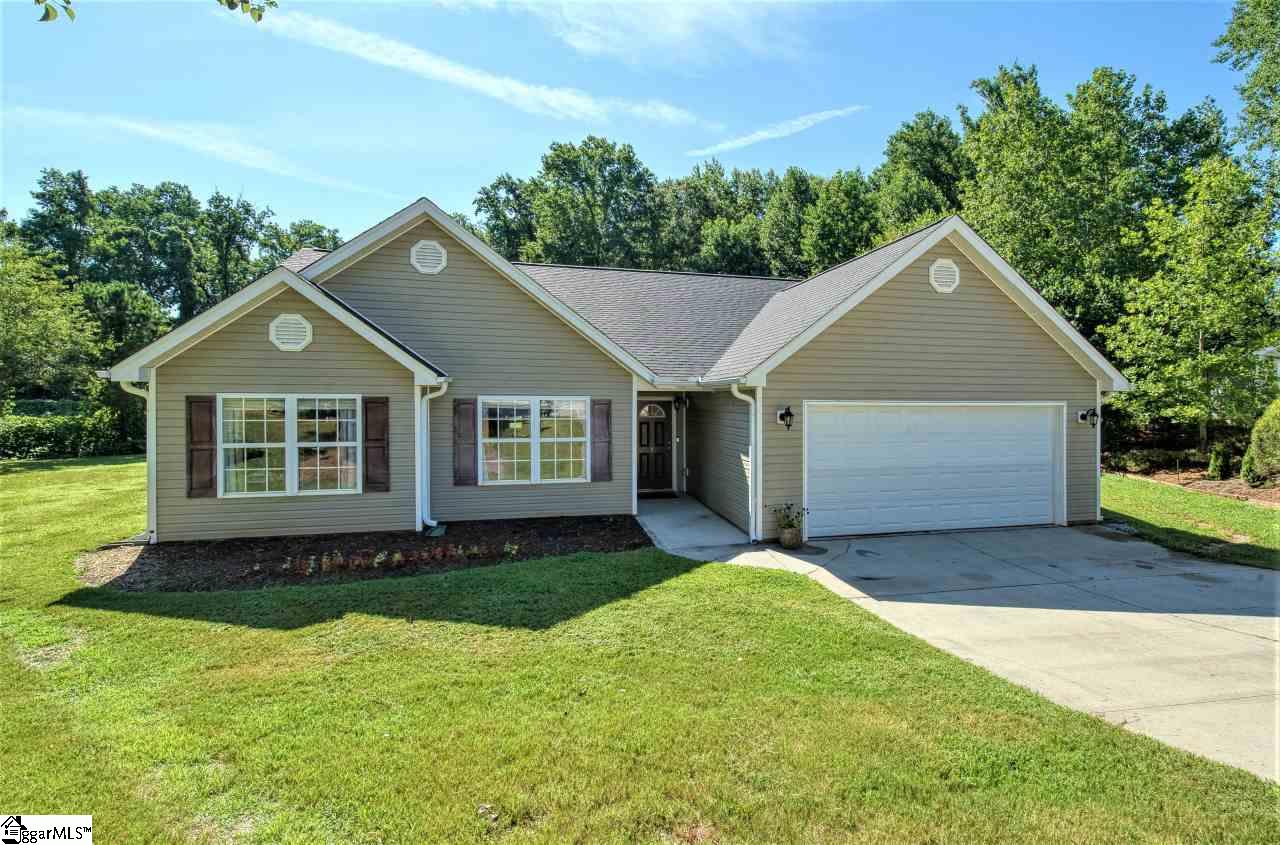 7 Tale Court Greer, SC 29650 - Photo 2 of 36 Gallery Image 2