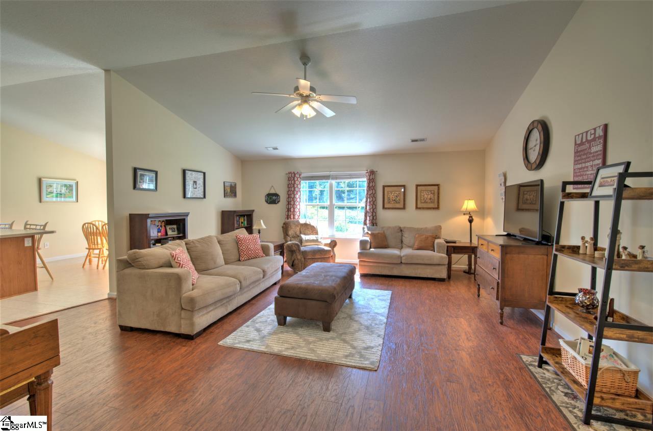 7 Tale Court Greer, SC 29650 - Photo 5 of 36 Gallery Image 5
