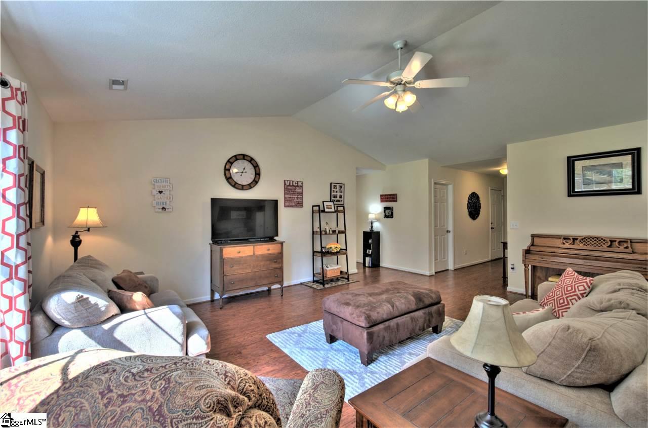 7 Tale Court Greer, SC 29650 - Photo 7 of 36 Gallery Image 7