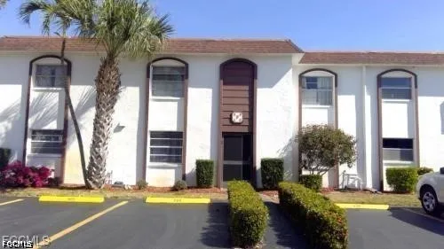 $1,350 | 2828 Jackson Street, Unit A1, Fort Myers, FL 33901