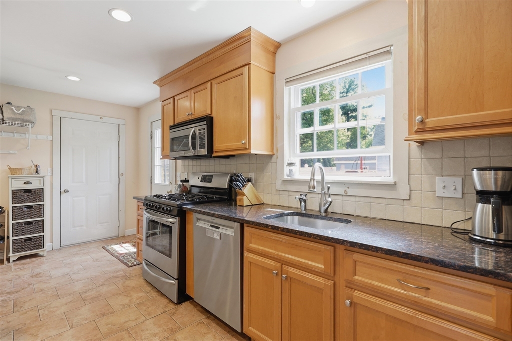 1 Valley View Road Wayland, MA 01778 - Photo 22 of 42