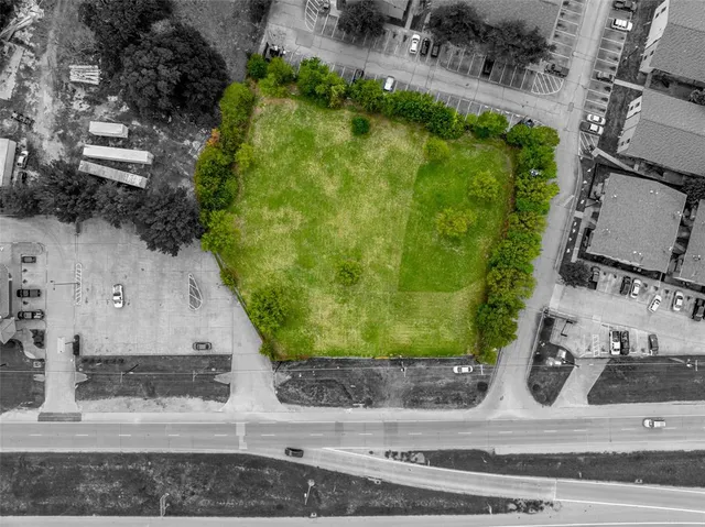 $499,999 | 13720 C F Hawn Freeway, Dallas, TX 75253