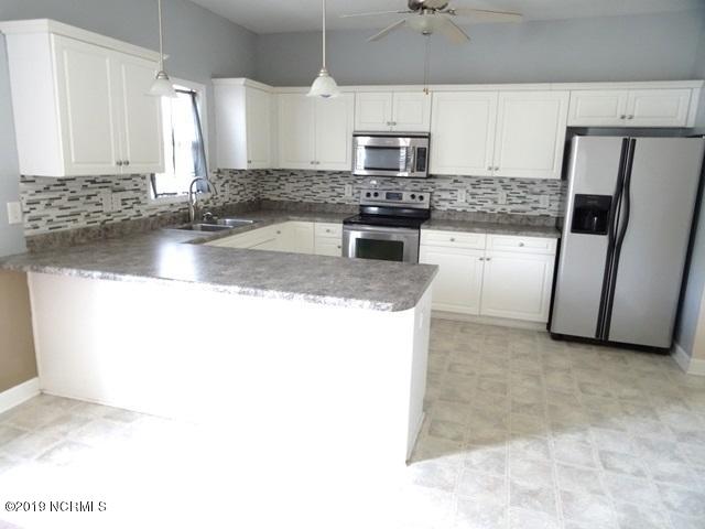 706 Francktown Road Richlands, NC 28574 - Photo 11 of 42 706 Franctown Rd - 16