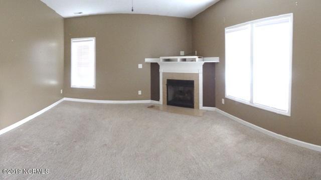 706 Francktown Road Richlands, NC 28574 - Photo 4 of 42 706 Franctown Rd - 19
