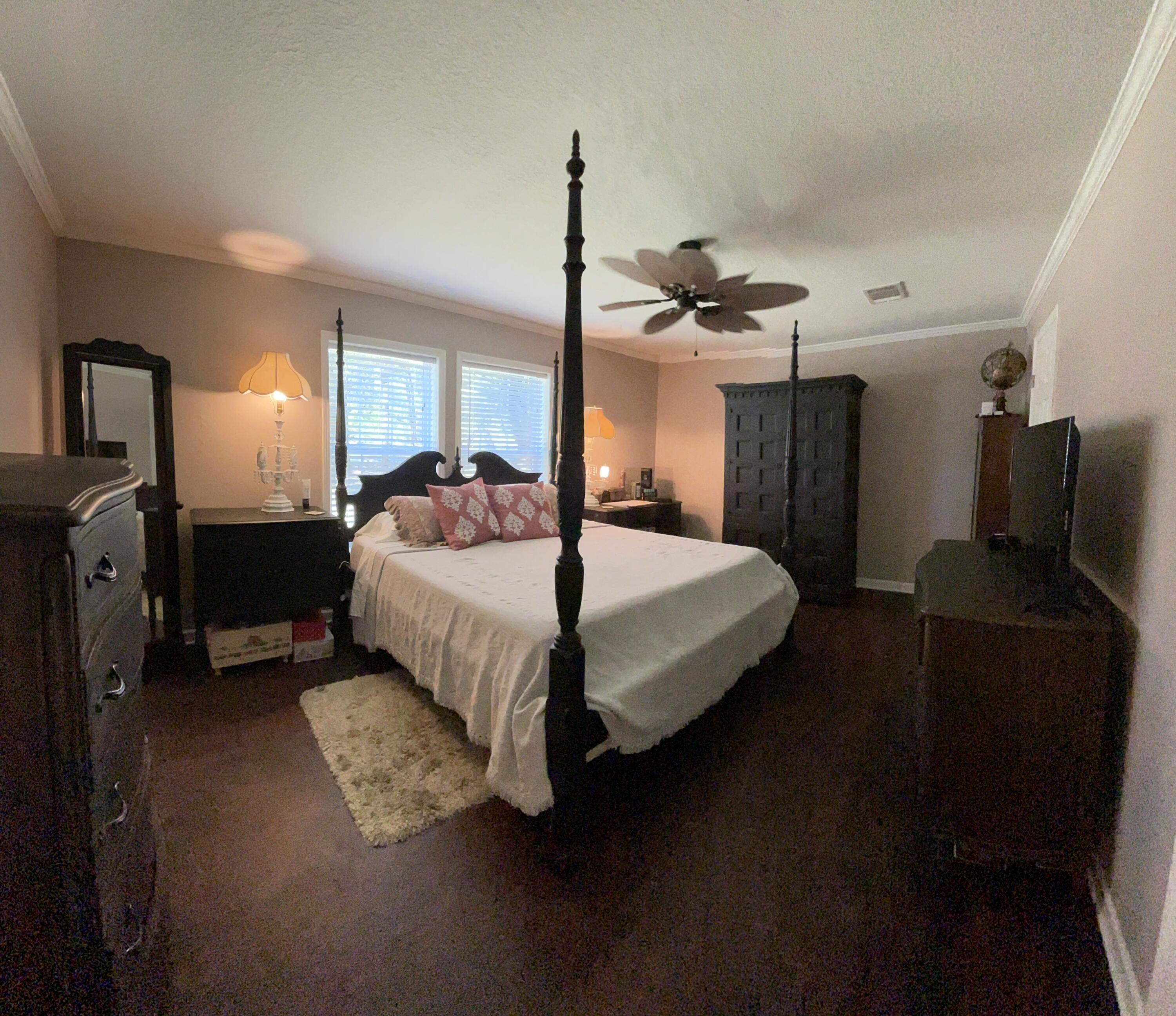 3124 County Road 252 Wellborn, FL 32094 - Photo 8 of 23 MASTER BEDROON WITH ENSUITE BATHROOM