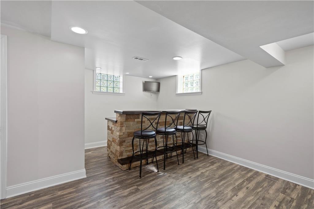 215 Pinchtown Road Pittsburgh, PA 15236 - Photo 17 of 36 Gallery Image 17