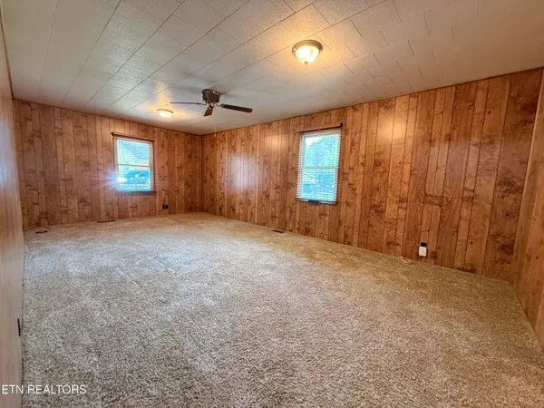 $89,900 | 854 Oakdale Street, Appalachia, VA 24216