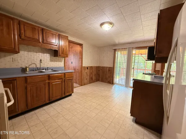 $89,900 | 854 Oakdale Street, Appalachia, VA 24216