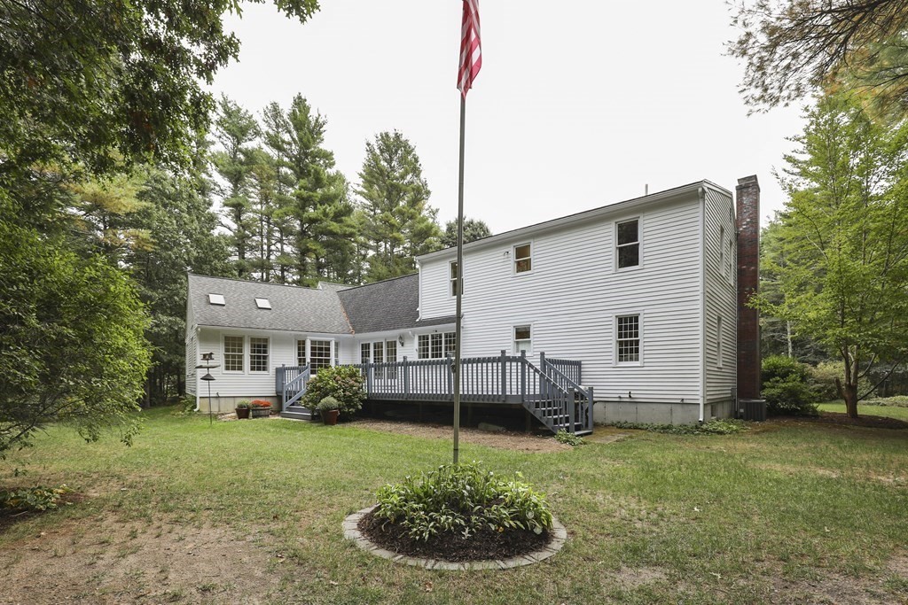 62 Higgins Road Kingston, MA 02364 - Photo 3 of 32 Gallery Image 3