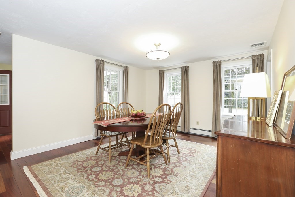 62 Higgins Road Kingston, MA 02364 - Photo 8 of 32 Gallery Image 8