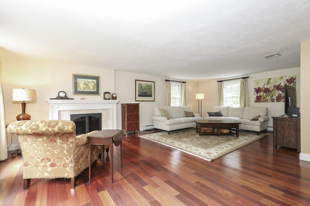 62 Higgins Road Kingston, MA 02364 - Photo 9 of 32 Gallery Image 9