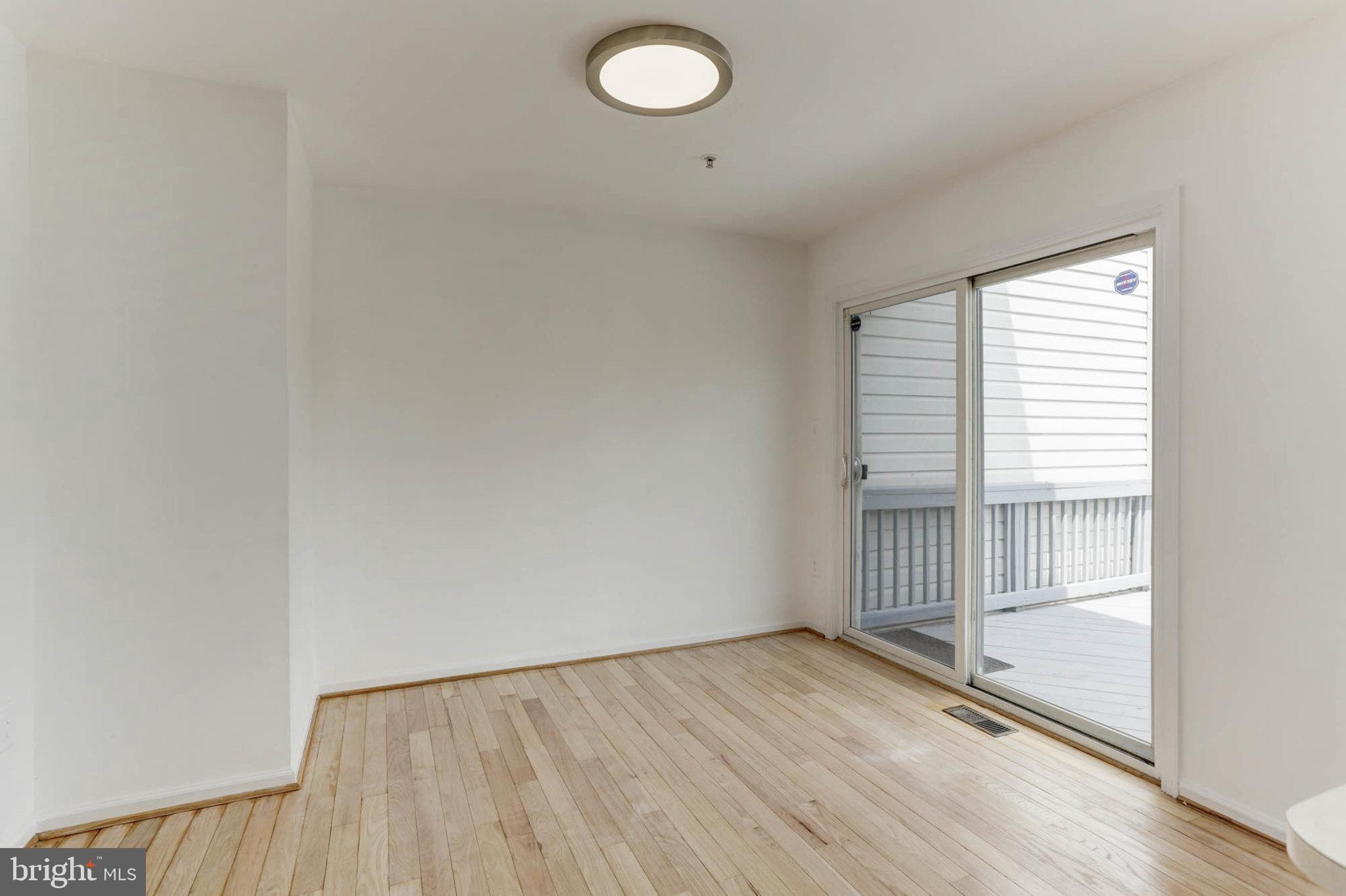 7613 Fairbrook Road Baltimore, MD 21244 - Photo 12 of 34