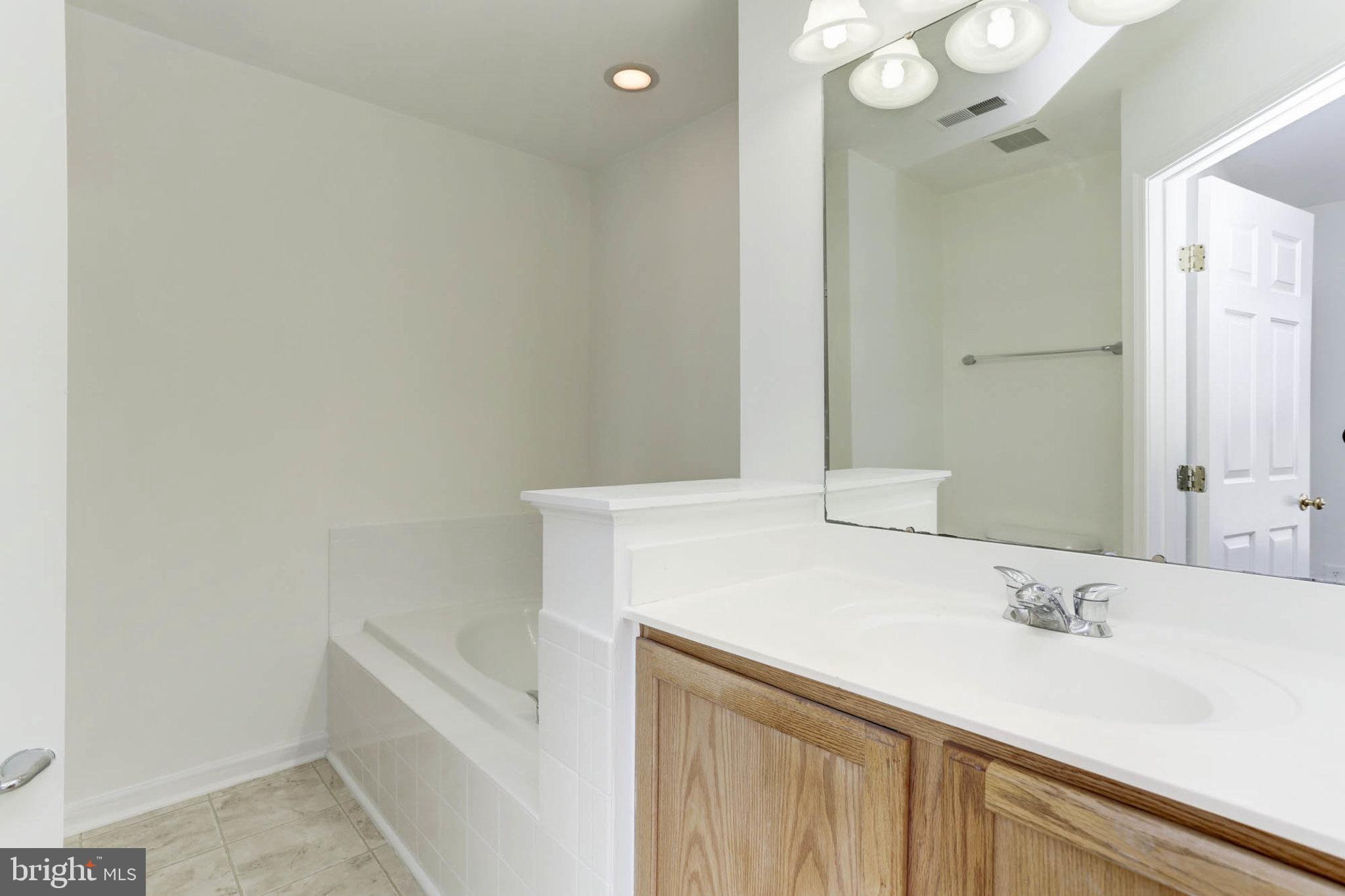 7613 Fairbrook Road Baltimore, MD 21244 - Photo 20 of 34