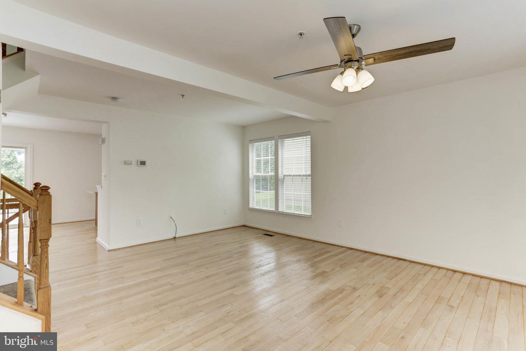 7613 Fairbrook Road Baltimore, MD 21244 - Photo 5 of 34