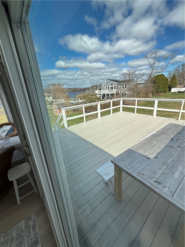 53 Bayberry Road Narragansett, RI 02882 - Photo 15 of 45