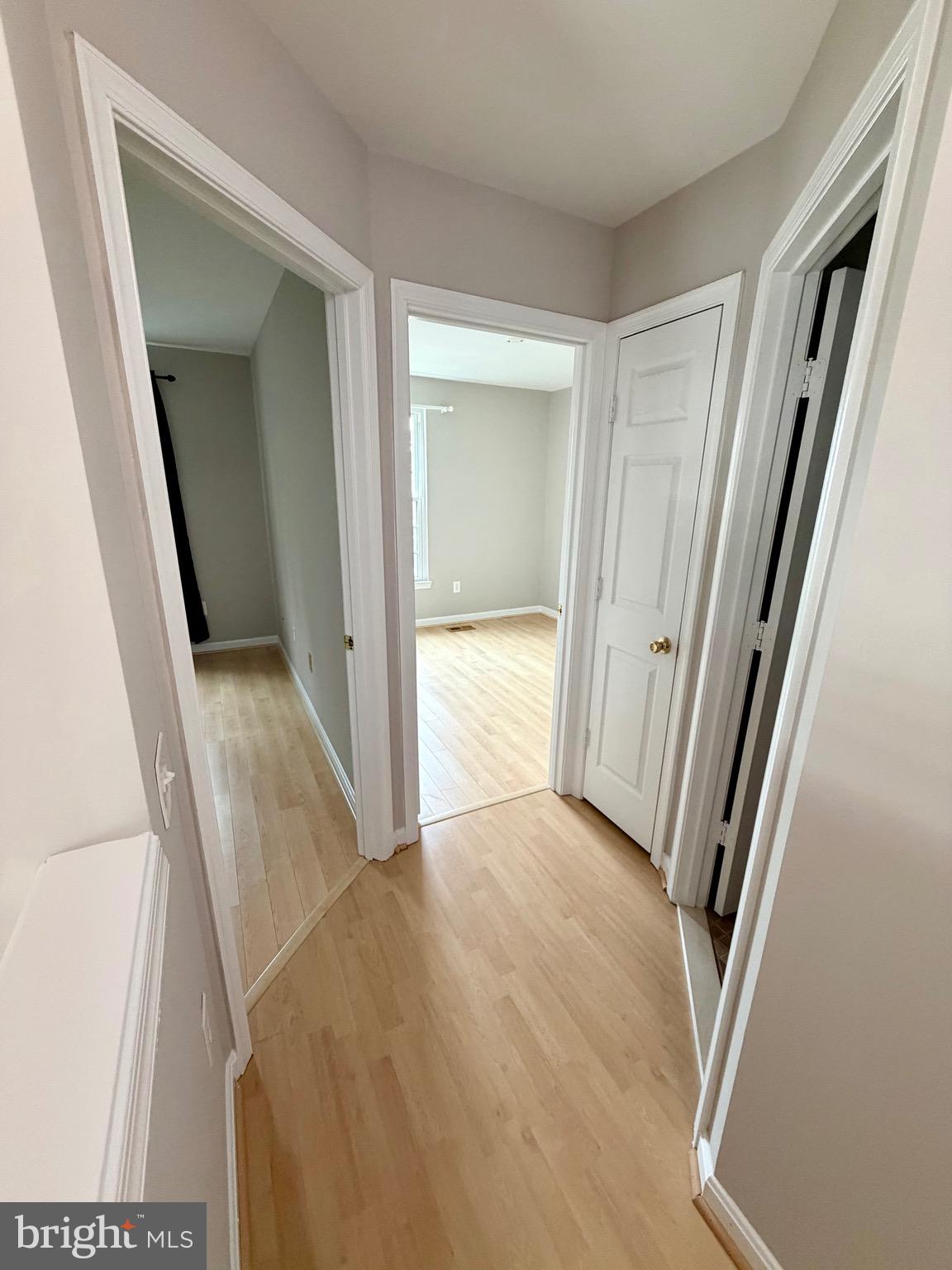 4409 Cole Farm Road Baltimore, MD 21236 - Photo 21 of 51 UPPER LEVEL HALLWAY