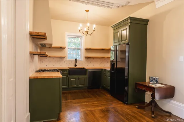 $779,000 | 177 Grand Street, Newburgh, NY 12550