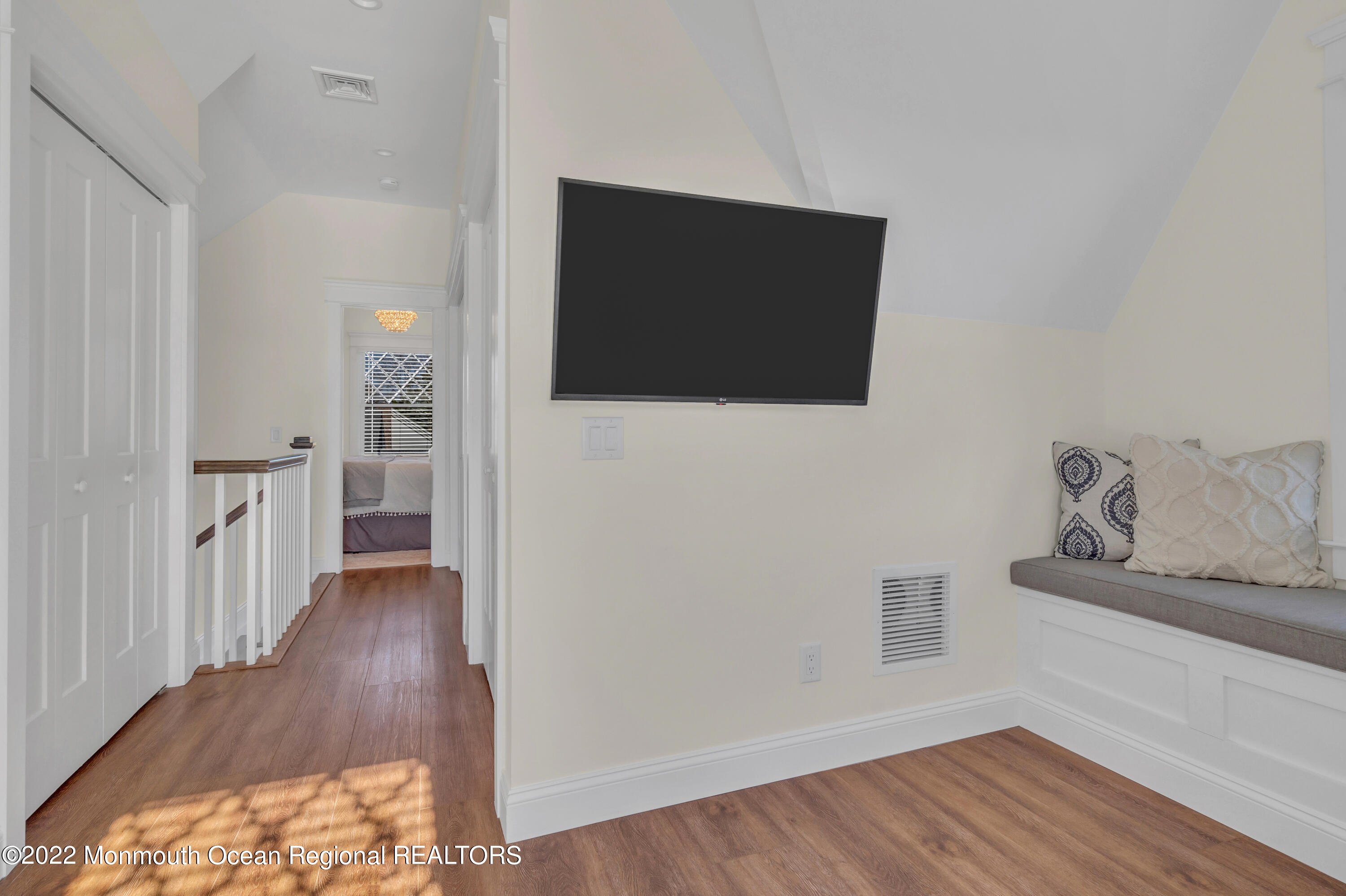 501 Morris Avenue Spring Lake, NJ 07762 - Photo 27 of 36 3rd FL