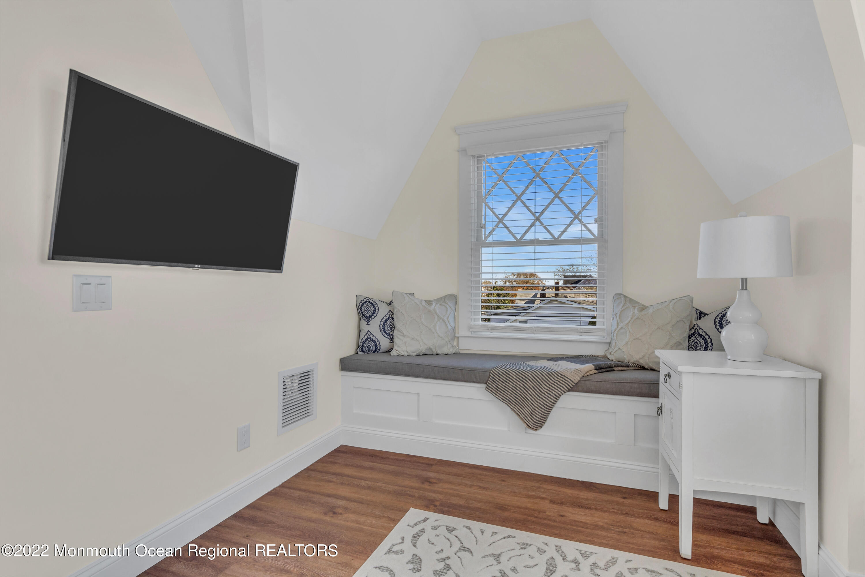 501 Morris Avenue Spring Lake, NJ 07762 - Photo 28 of 36 TV Room