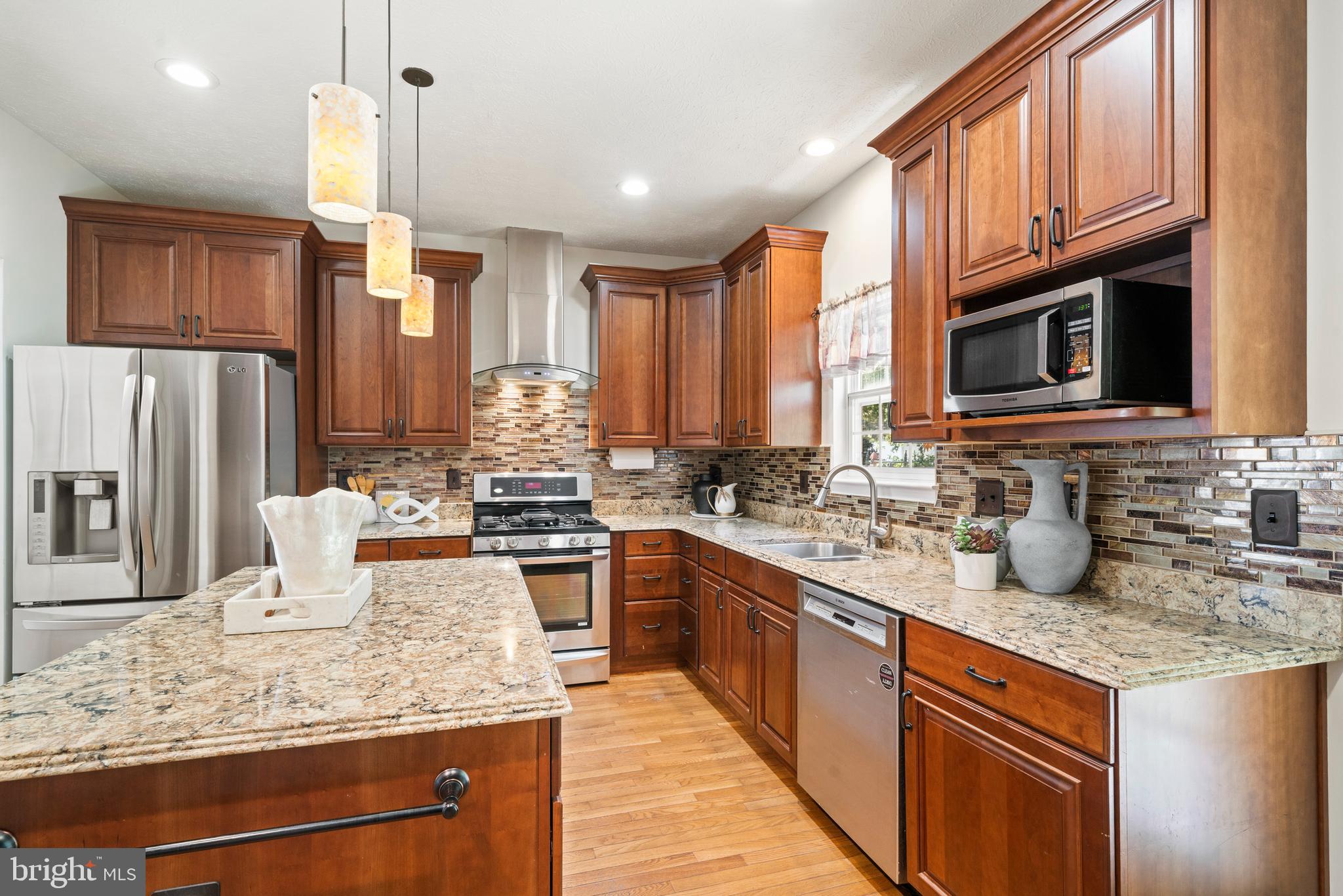 1502 Avennel Way Crofton, MD 21114 - Photo 16 of 50 Kitchen