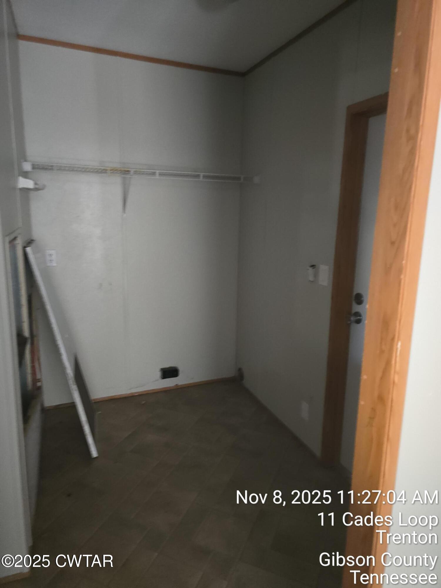 11 Cades Loop Trenton, TN 38382 - Photo 11 of 16 a view of an empty room
