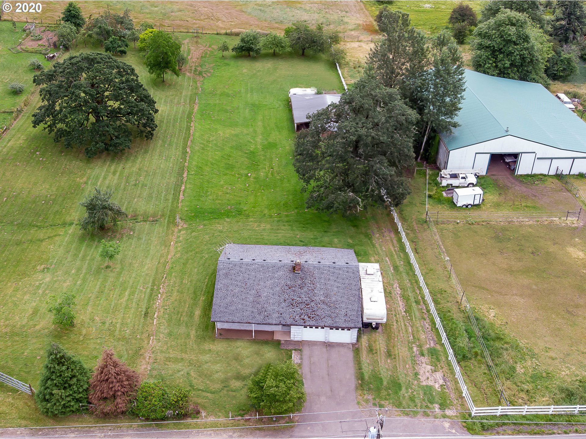 16396 South Bradley Road Oregon City, OR 97045 - Photo 3 of 15 Gallery Image 3