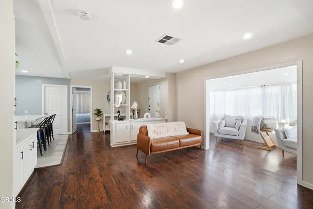 $249,999 | 91 Via Gabilan, Unit 91, Camarillo, CA 93012