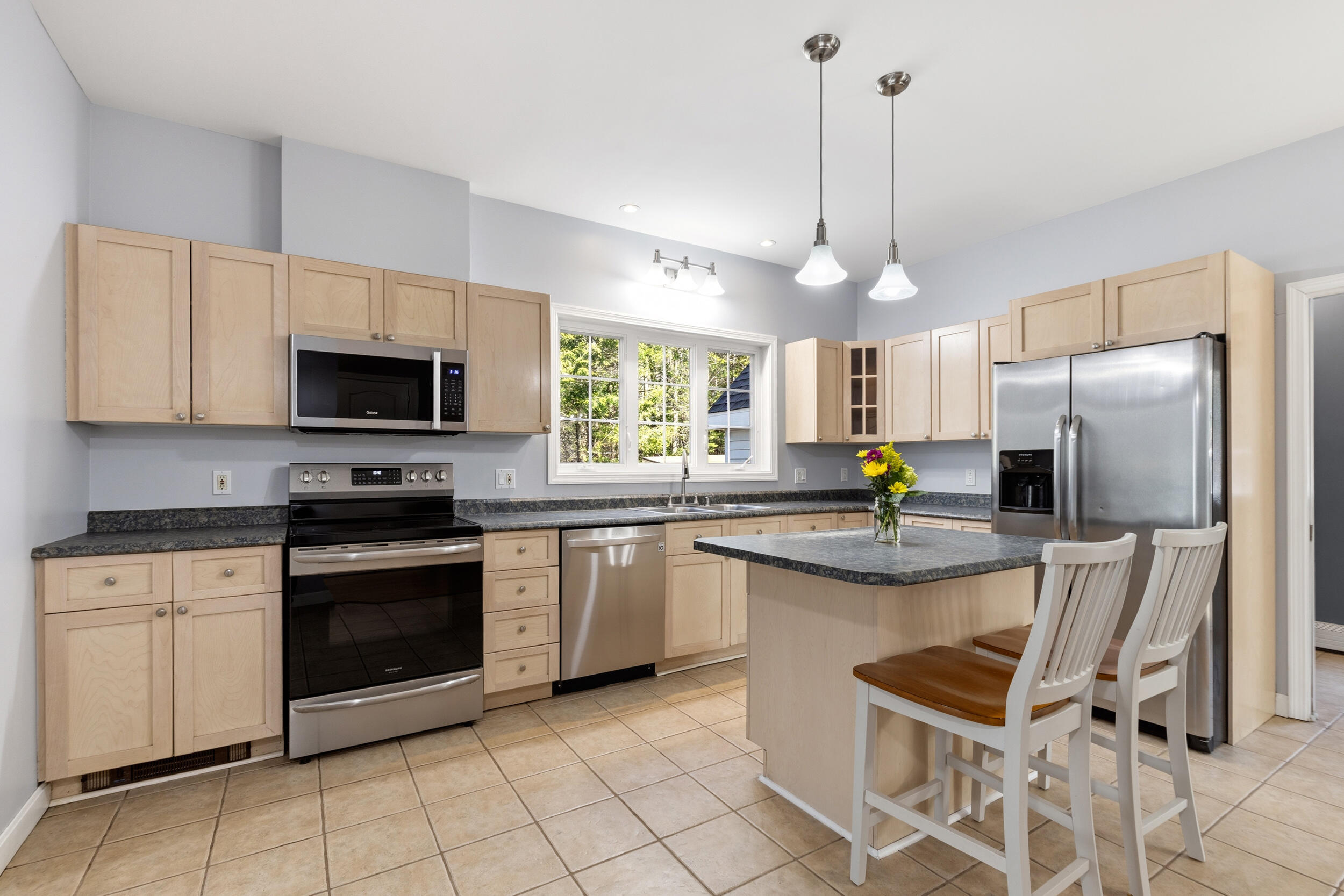 115 Bragdon Road Freeport, ME 04032 - Photo 7 of 52