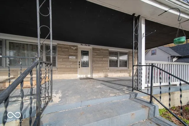 $250,000 | 348 Ohio Street, Franklin, IN 46131