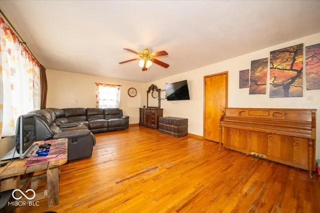 $250,000 | 348 Ohio Street, Franklin, IN 46131