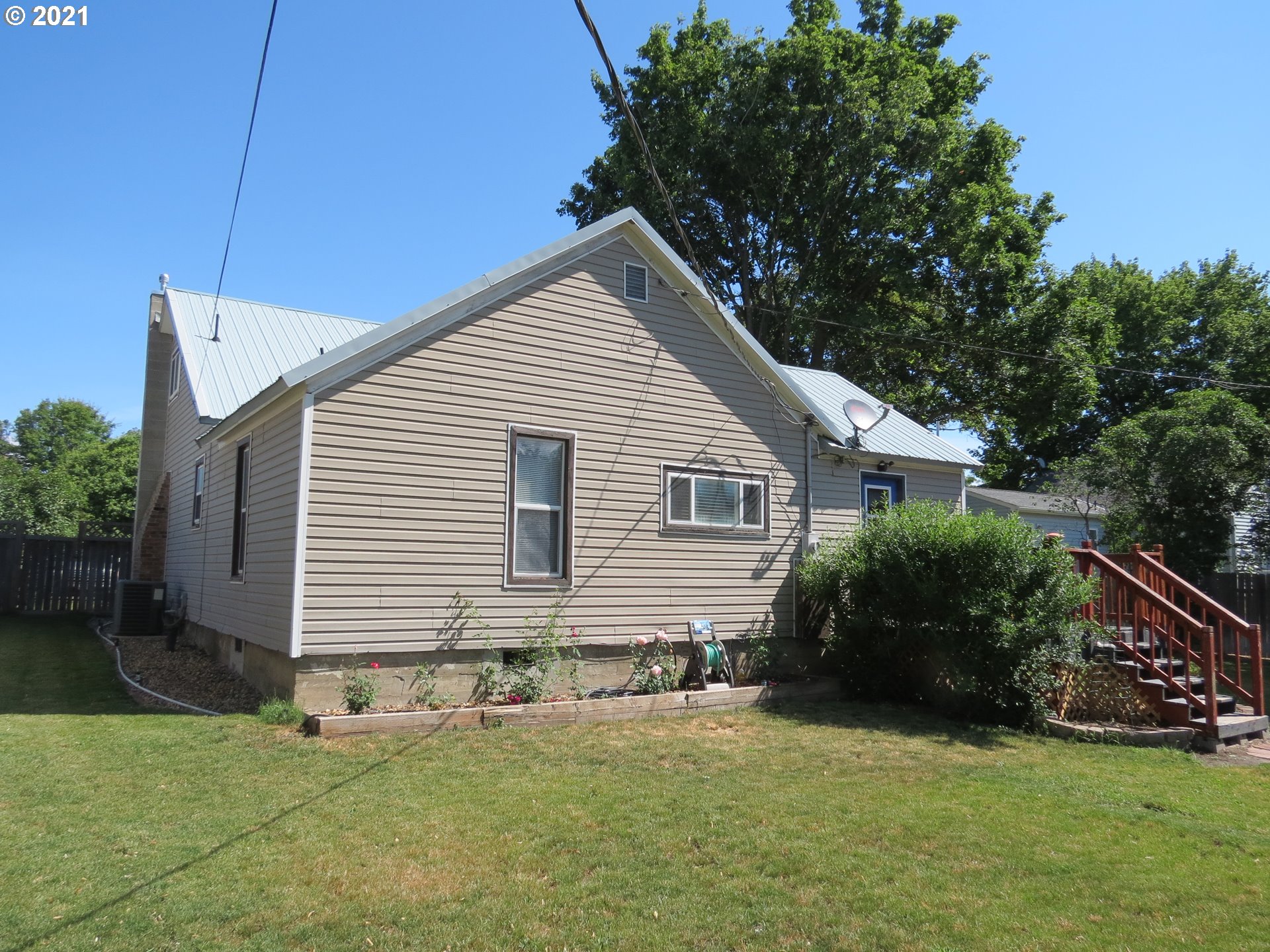 336 East High Street Athena, OR 97813 - Photo 2 of 25
