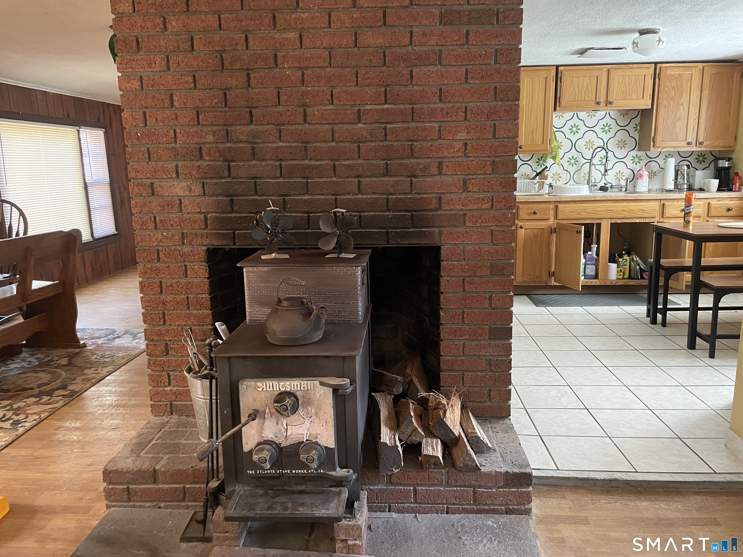 125 Old Sachems Head Road Guilford, CT 06437 - Photo 9 of 21