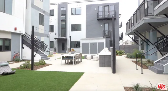 $2,725 | 160 South Ventura Avenue, Unit 135203, Ventura, CA 93001