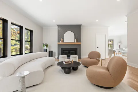 $2,495,000 | 31 Gray Farms Road, Stamford, CT 06905