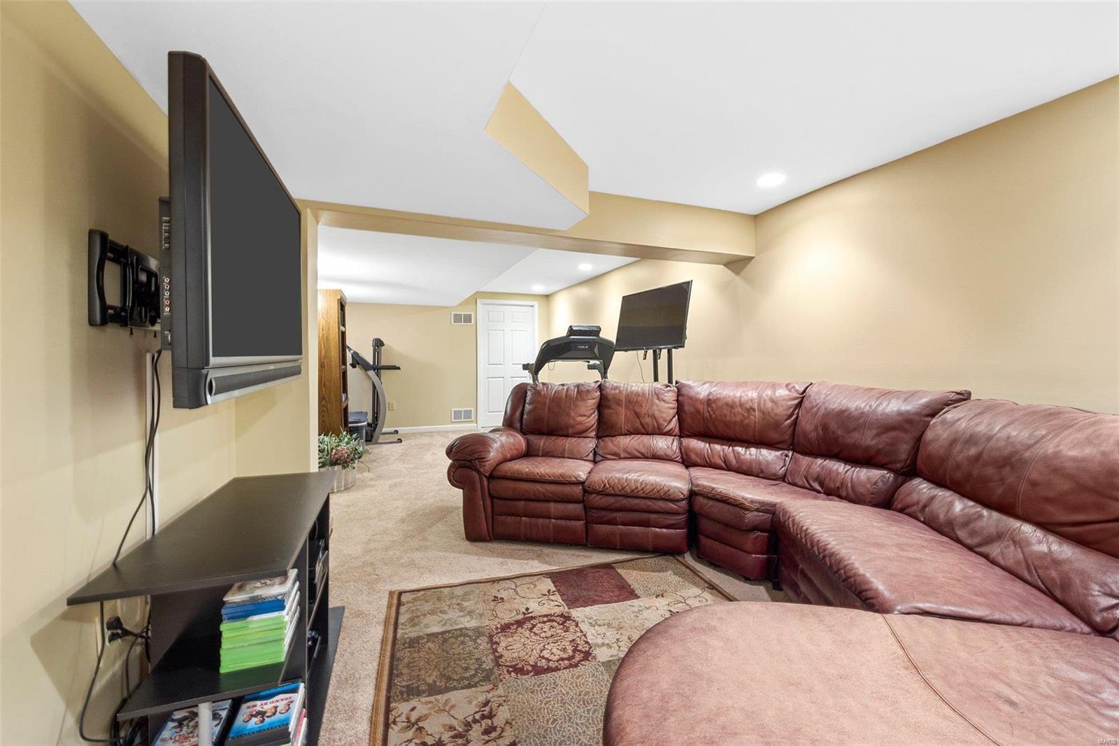 7301 Little Oaks Drive O'Fallon, MO 63368 - Photo 30 of 38