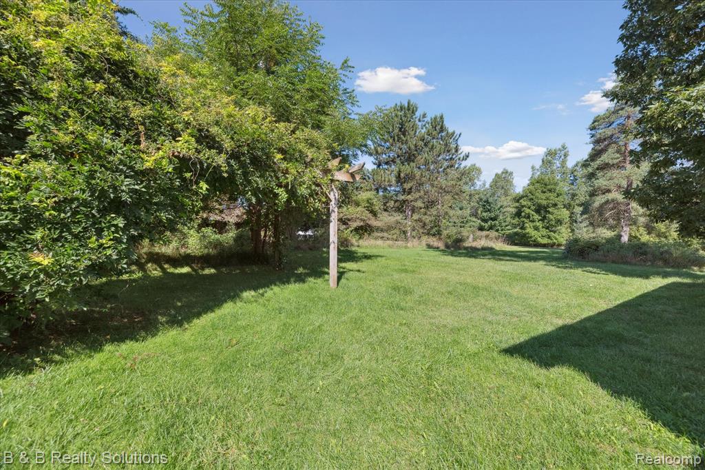 5159 Millis Road North Branch, MI 48461 - Photo 40 of 41