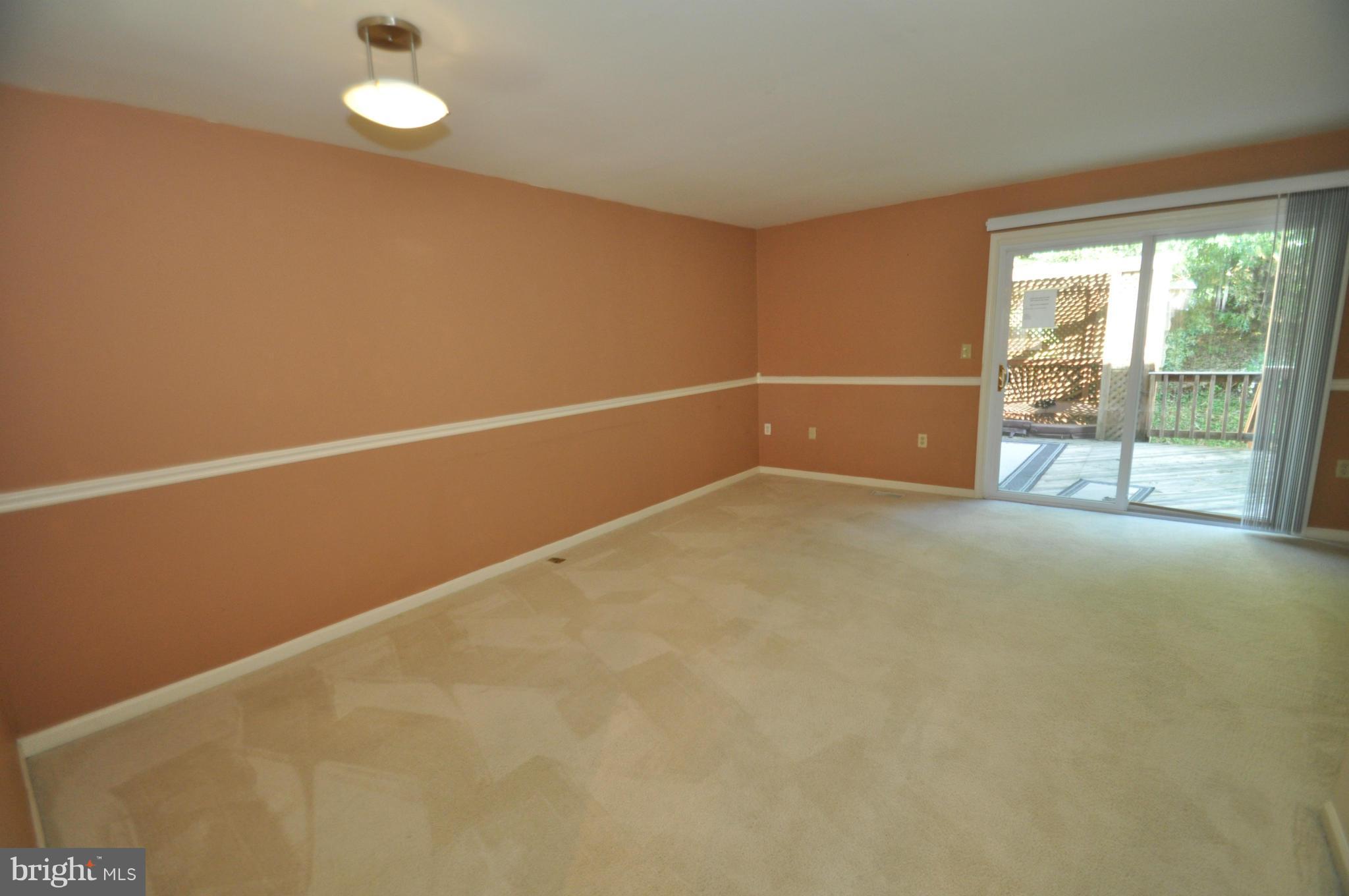 1109 Oak View Drive Mount Airy, MD 21771 - Photo 5 of 18 an empty room with windows