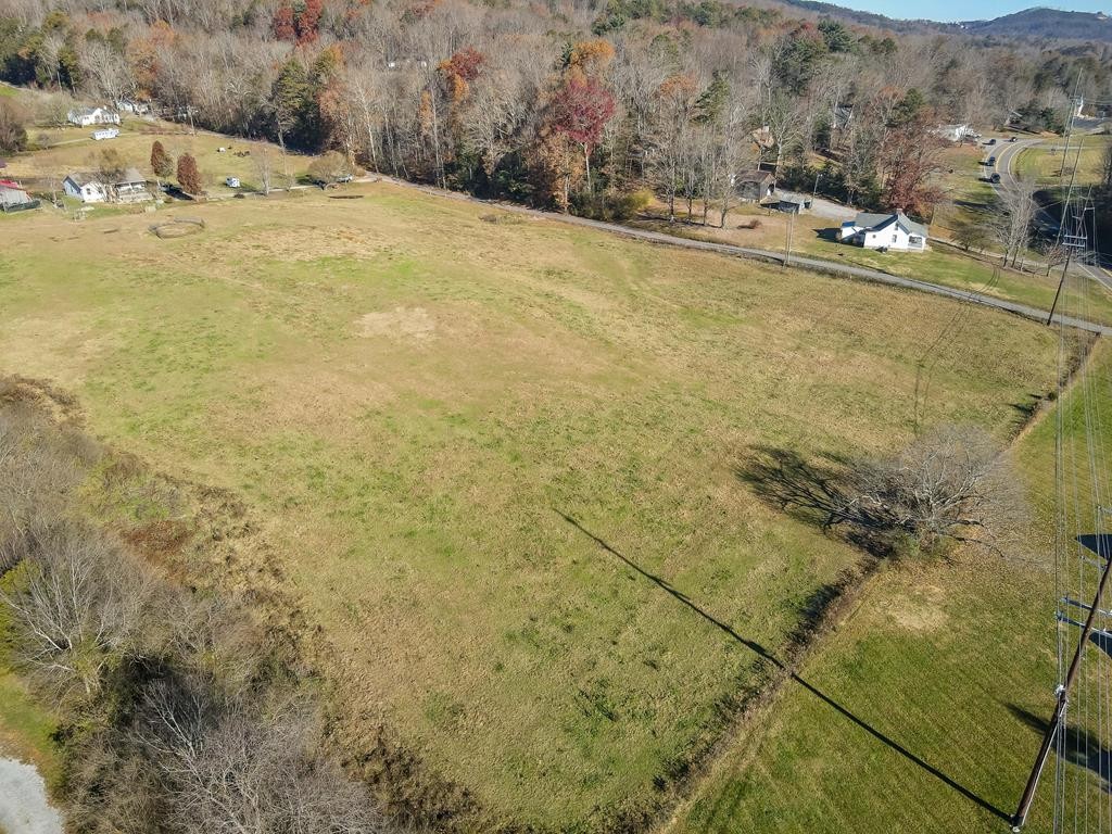 3 Burns Road Sevierville, TN 37862 - Photo 16 of 19