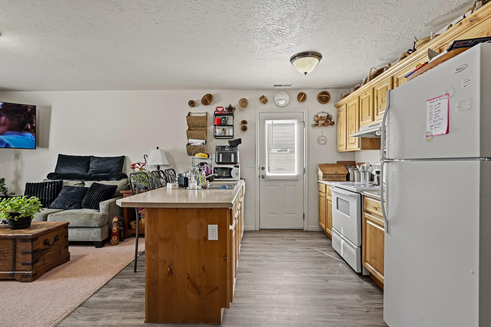 577-593 East Nichols Canyon Road, Unit 577579 & 591593 RV GARAGE Cedar City, UT 84721 - Photo 13 of 102 577 Nichols Canyon Rd