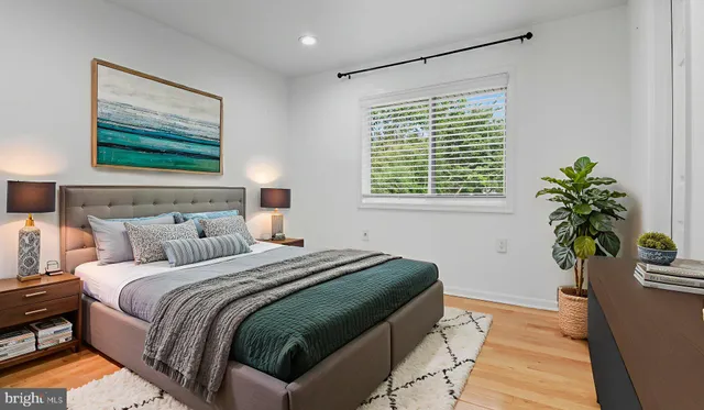 $650,000 | 814 North Croydon Street, Sterling, VA 20164