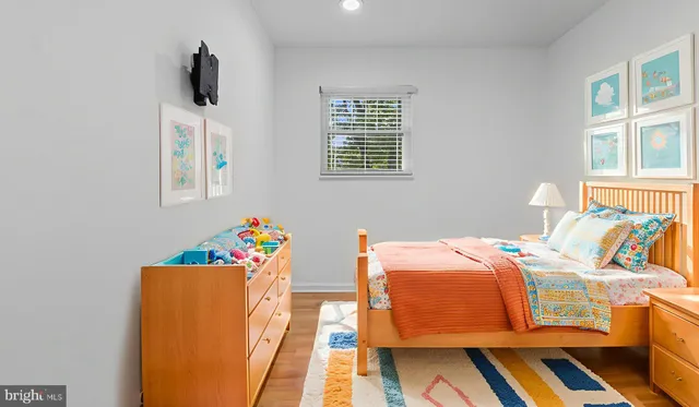 $650,000 | 814 North Croydon Street, Sterling, VA 20164