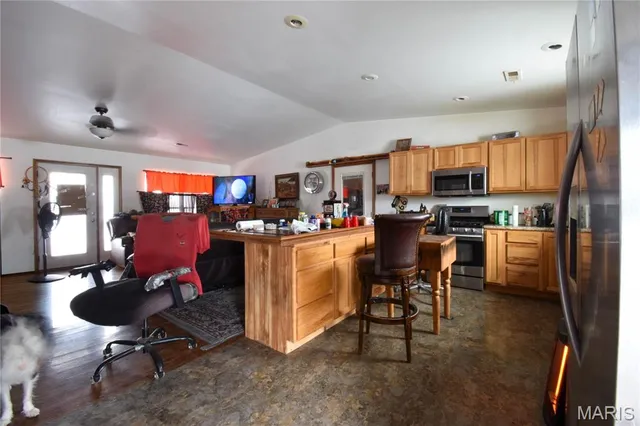 $190,000 | 21023 Old Rte 66, Mount Olive, IL 62069